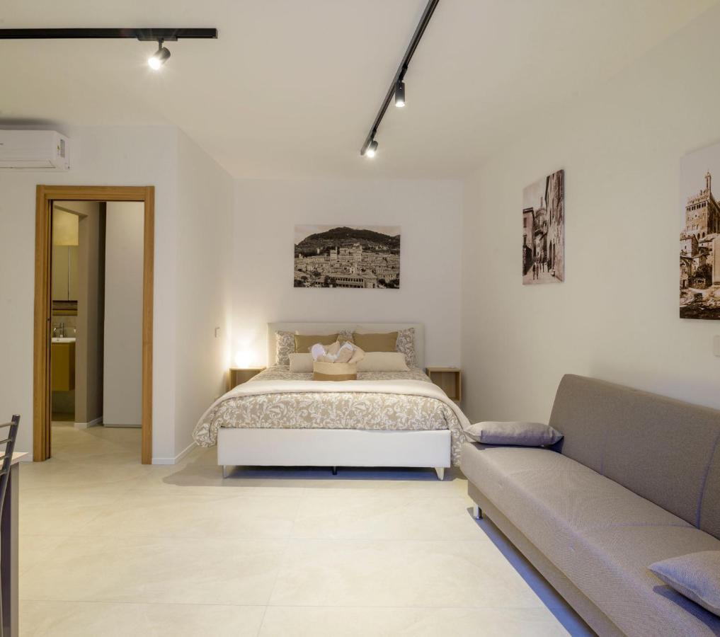 Casa Falcucci กุบบีโอ ภายนอก รูปภาพ