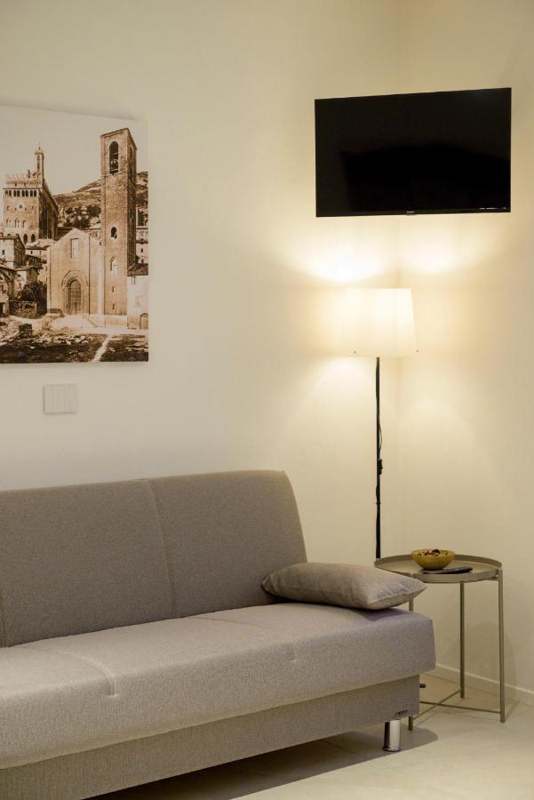 Casa Falcucci กุบบีโอ ภายนอก รูปภาพ
